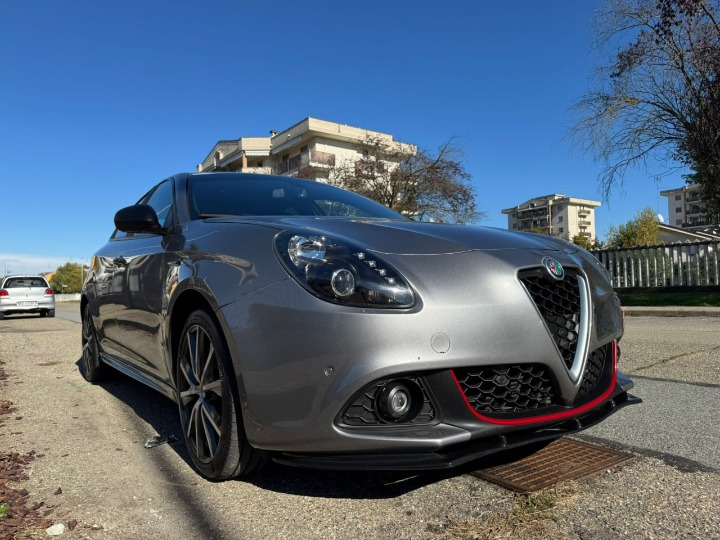 ART. 0059 SPLITTER ALFA ROMEO NERO LUCIDO (GIULIETTA)
