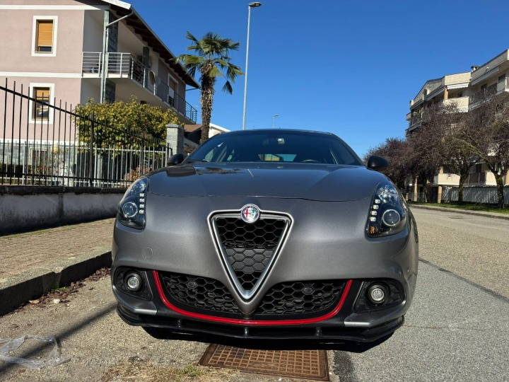 ART. 0059 SPLITTER ALFA ROMEO NERO LUCIDO (GIULIETTA)
