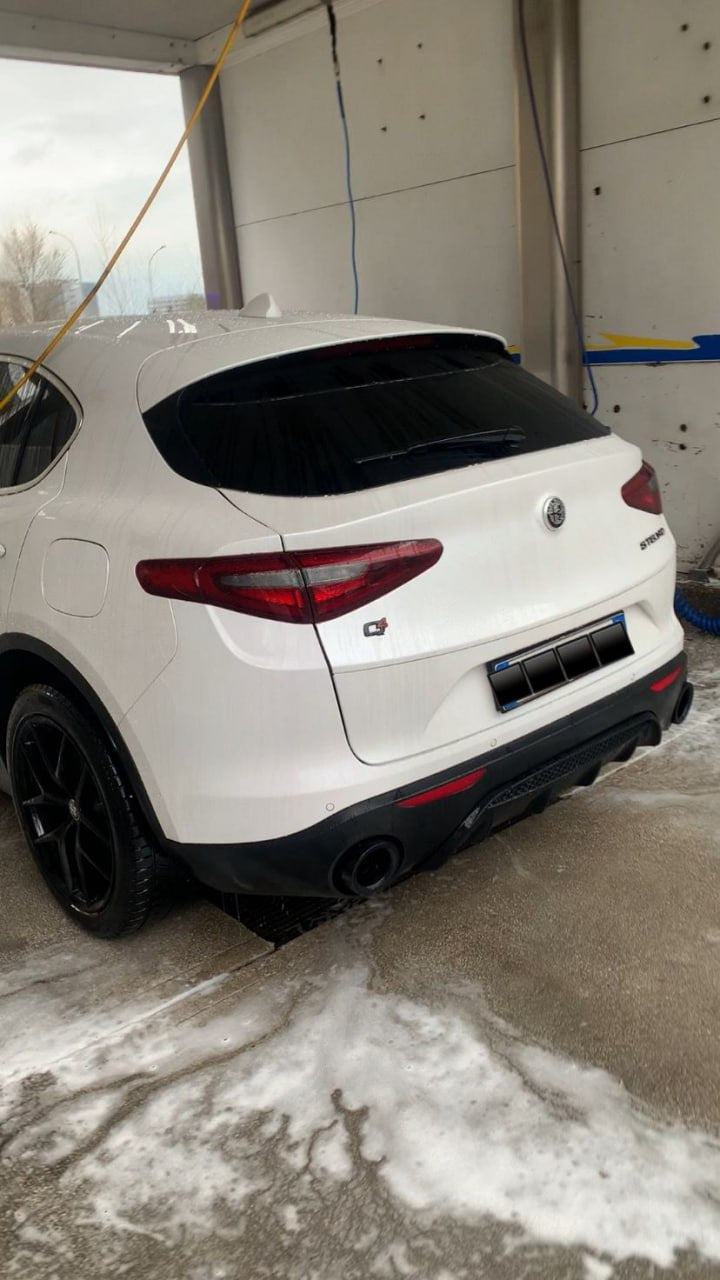 ART.2039 DIFFUSORE ALFA ROMEO STELVIO 949 2016-2020 NERO LUCIDO