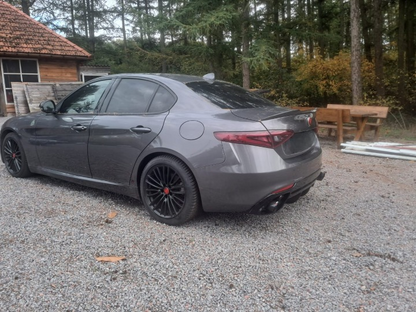 ART. 0345 DIFFUSORE ALFA ROMEO  GIULIA 2016-2021 NERO LUCIDO