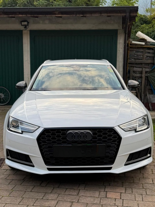 ART. 0176 GRIGLIE FENDINEBBIA AUDI A4 B9 2015-2019 STANDARD LOOK S4