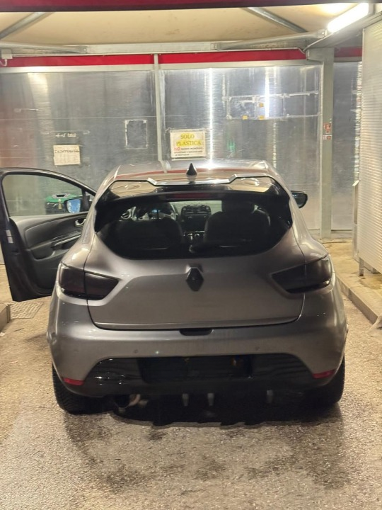 ART. 0112 SPOILER RENAULT CLIO 4 IV STANDARD LOOK R NERO LUCIDO
