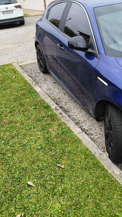 ART.2099 MINIGONNE ALFA  ROMEO GIULIETTA LOOK QUADRIFOGLIO