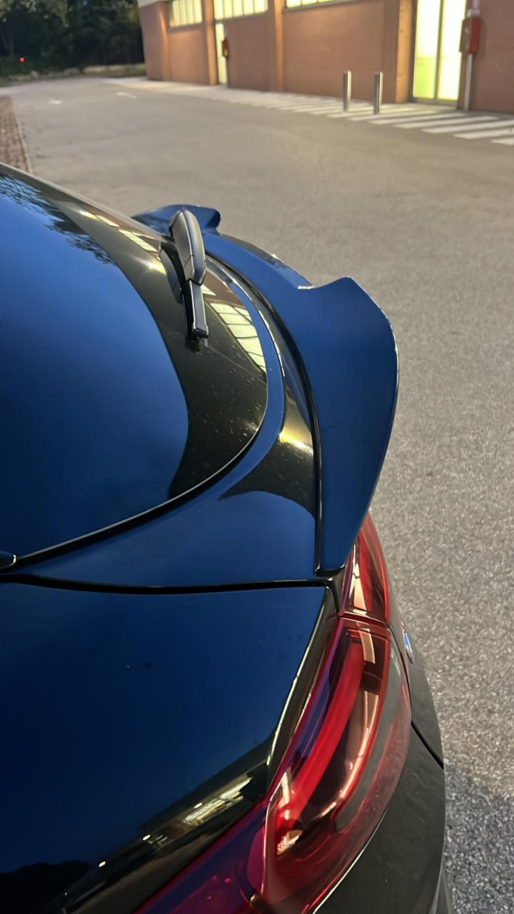 ART. 0183 SPOILER BAGAGLIAIO ALFA ROMEO STELVIO NERO LUCIDO