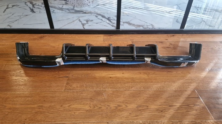 ART.2421  DIFFUSORE VOLKSWAGEN GOLF MK8 R 2020-2024