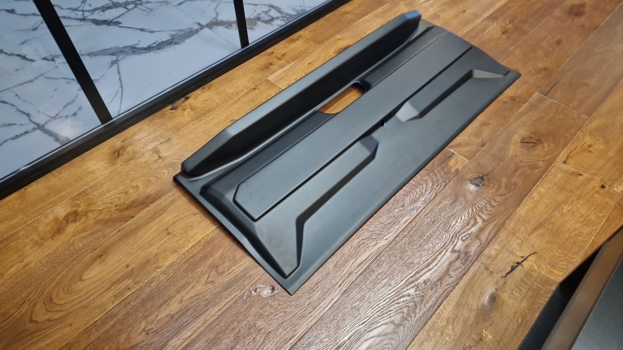 ART.2441  PORTELLONE POSTERIORE COMPRESO DI SPOILER FORD RANGER T6 T7 T8