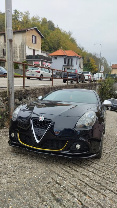 ART. 1842 SPLITTER  ALFA ROMEO GIULIETTA 2010-2020 NERO LUCIDO
