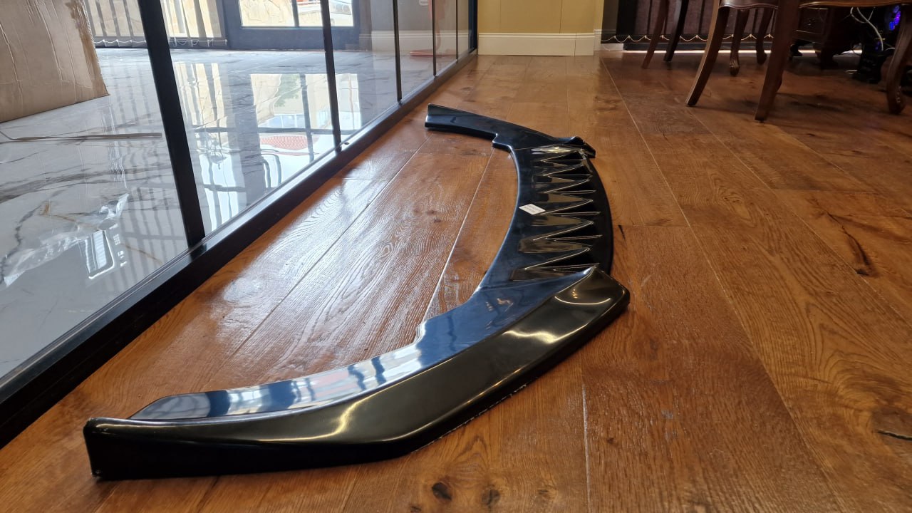 ART.2145 SPLITTER CUPRA Leon MK1 Facelift 2024+ NERO LUCIDO