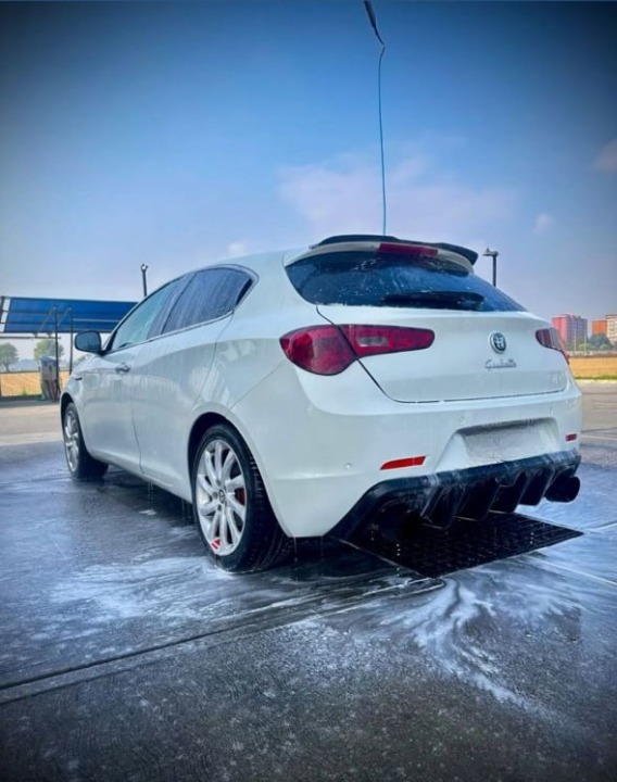 ART. 0028 SPOILER  ALFA ROMEO GIULIETTA