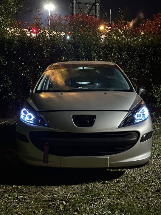 ART. 1741 FARI ANTERIORI PEUGEOT 207 207CC 2006-2012 NERI ANGEL EYES