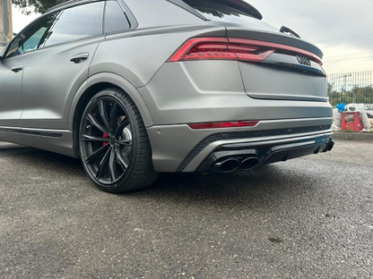 ART.2010 DIFFUSORE  AUDI Q8 2018-2023 S-LINE LOOK SQ8 NERO LUCIDO + TERMINAL