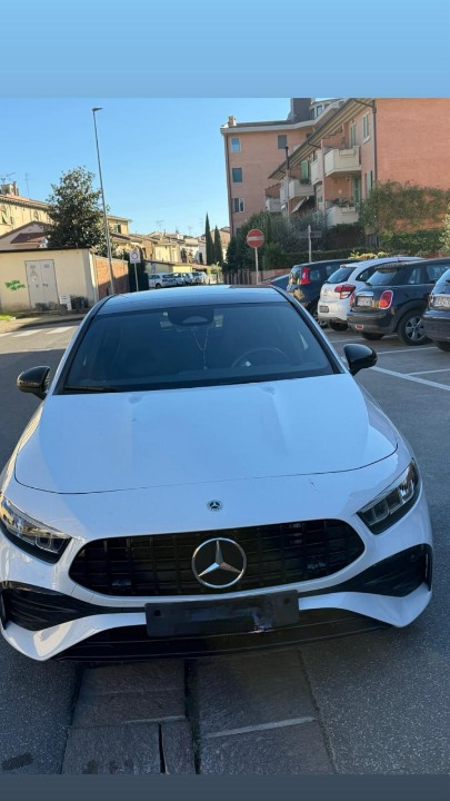 ART. 1828 GRIGLIA MERCEDES CLASSE A W177 2023+ LOOK AMG GT NERA