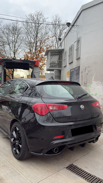 ART. 0405 DIFFUSORE ALFA ROMEO GIULIETTA LOOK QUADRIFOGLIO NERO LUCIDO