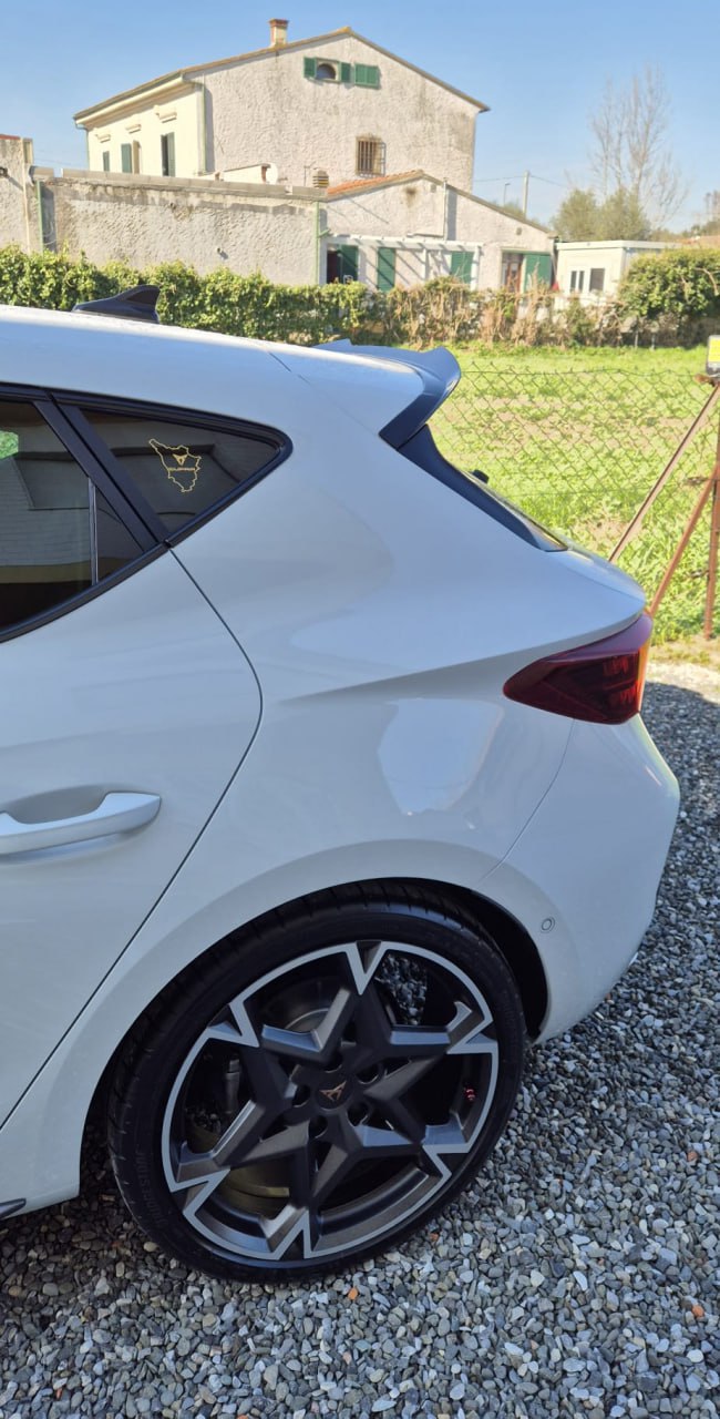 ART. 1851 SPOILER CUPRA LEON 2020+  NERO LUCIDO