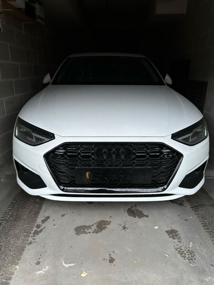 ART.1779  GRIGLIA AUDI A4 B9 2020+ LOOK RS4 NERO LUCIDO