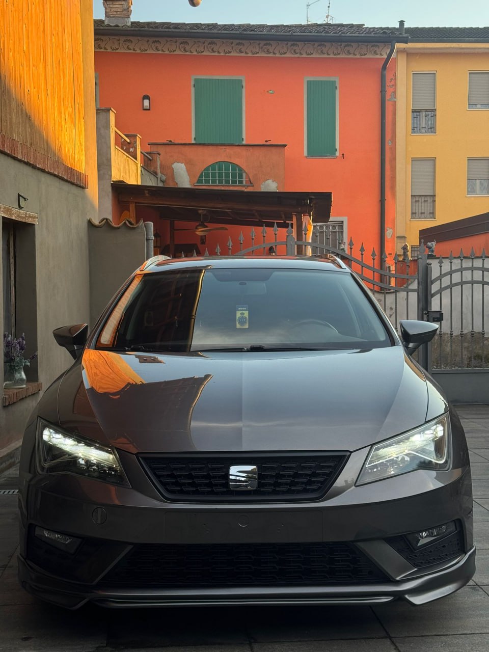 ART.0620  SOTTO PARAURTI SEAT LEON 5F 2017-2020 FR LOOK ABT GREZZO
