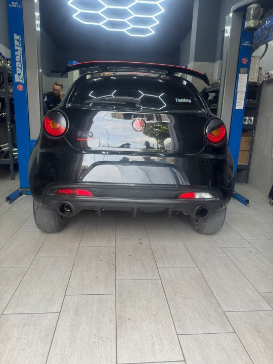 ART. 0151 DIFFUSOR ALFA ROMEO MITO ABS NERO LUCIDO