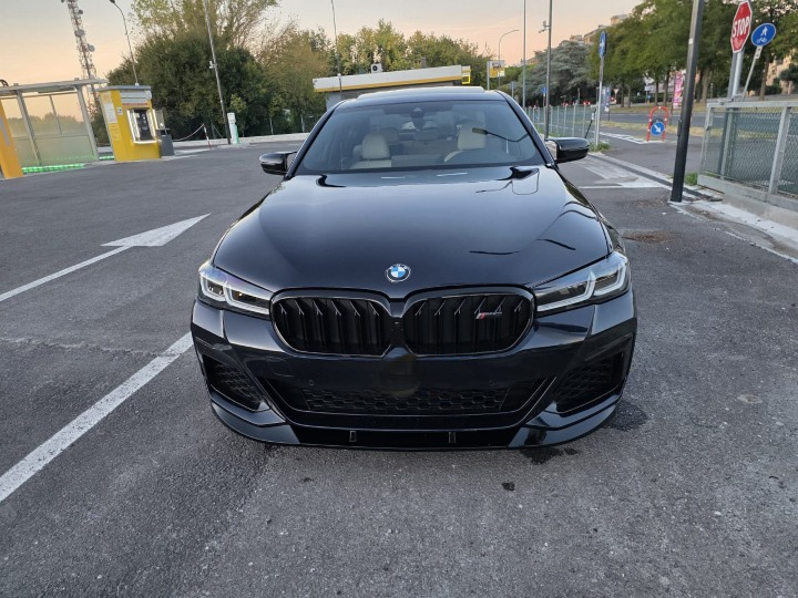 💕ART.8318  SPLITTER Bmw 5 G30,G31 LCI 20-23 M-Sport NERO LUCIDO💕