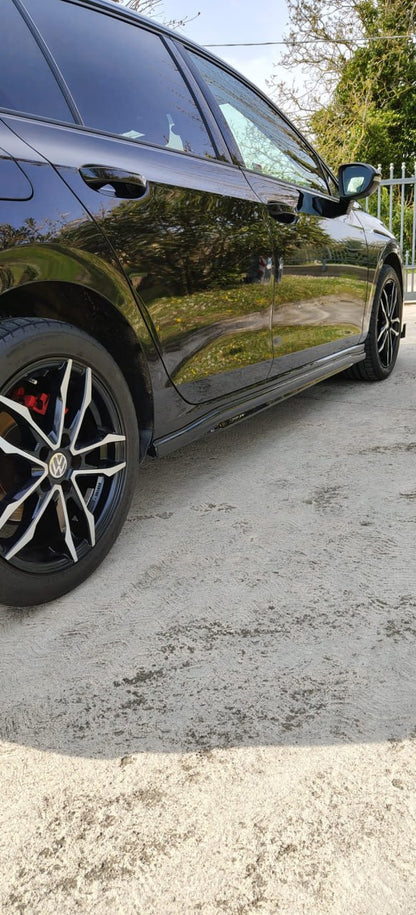 ART. 0264 MINIGONNE GOLF 8 VIII 2019+ LOOK GTI NERO LUCIDO