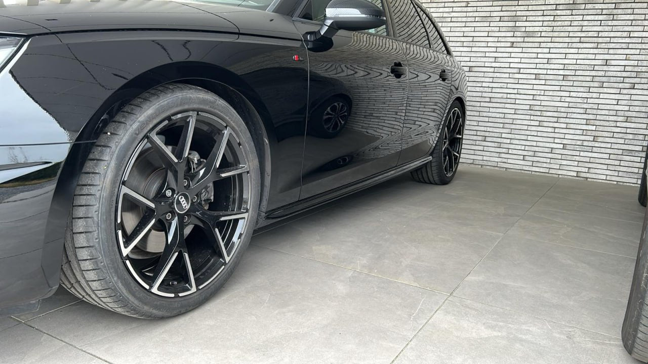 💕ART. 0475 MINIGONNE AUDI A4 BUONE NERO LUCIDO💕