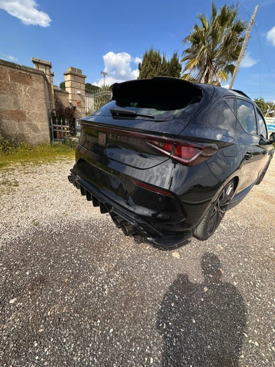 💕ART.2020 DIFFUSORE CUPRA LEON 2020+ NERO LUCIDO💕