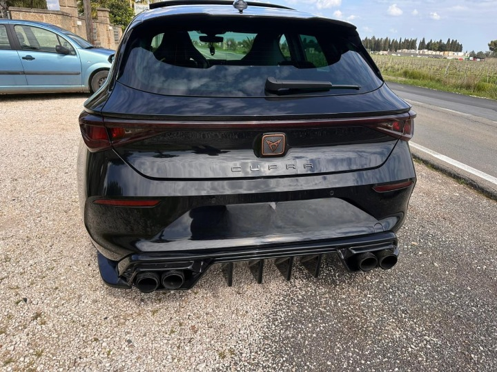 💕ART.2020 + ART.1437 FLAPS  +DIFFUSORI  CUPRA  FOMENTOR 2020+NERO  LUCIDO💕