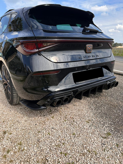 💫DIFFUSORE + FLAP POSTERIORI PER CUPRA LEON 2020+ NERO LUCIDO💫