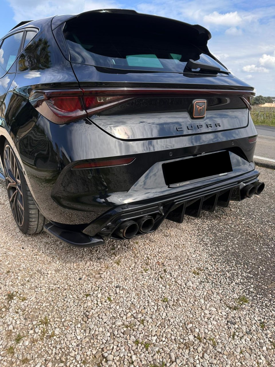 💫DIFFUSORE CUPRA LEON 2020+ NERO LUCIDO💫