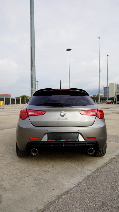 💕ART.10080 DIFFUSORE ADATTO PER ALFA ROMEO GIULIETTA 1+1 NERO LUCIDO💕