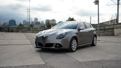 💕ART.1854 SOTTO MINIGONNE ADATTO PER ALFA GIULIETTA 2010-2020 NERO LUCIDO 💕