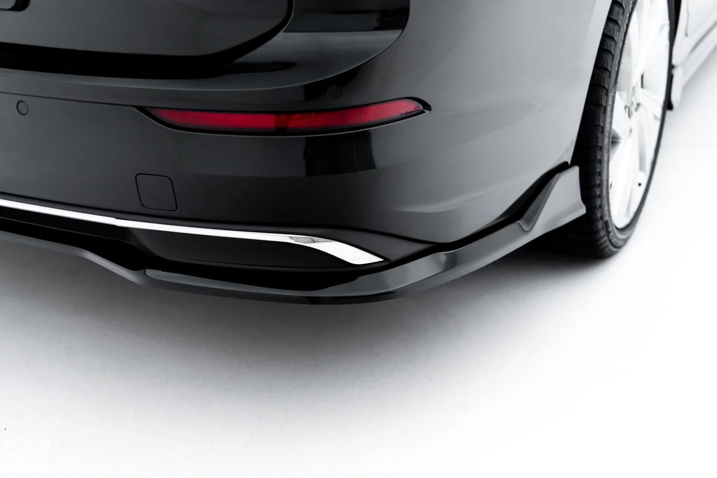 🔥ART.9088 SPLITTER POSTERIORE ADATTO PER VW GOLF VARIANT Mk8 FACELIFT🔥