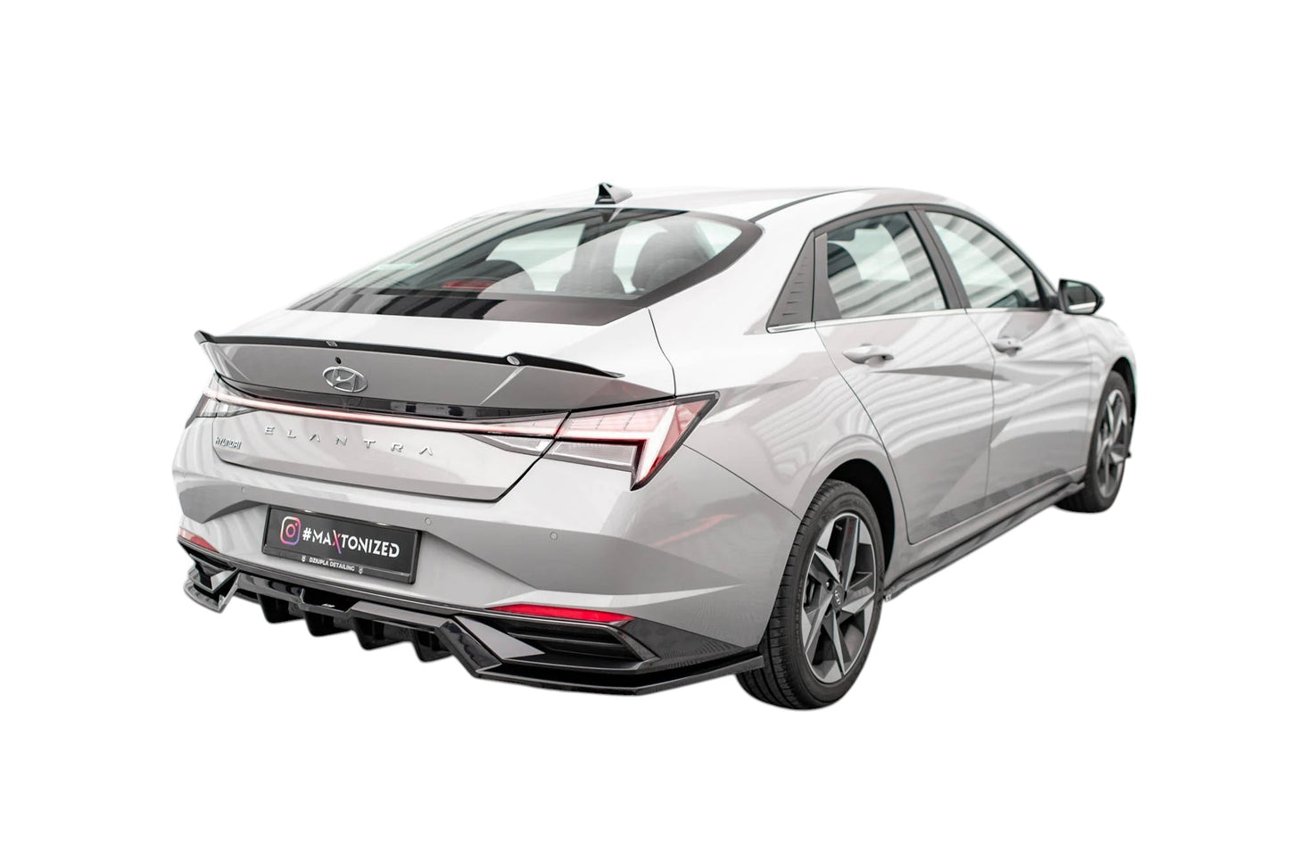 🔥ART.9312 SPLITTER POSTERIORE (CON BARRE VERTICALI) HYUNDAI ELANTRA Mk7🔥