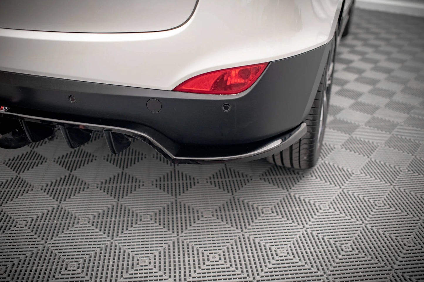 🔥ART.9416 SPLITTER POSTERIORE (CON BARRE VERTICALI) HYUNDAI ix35 Mk1🔥