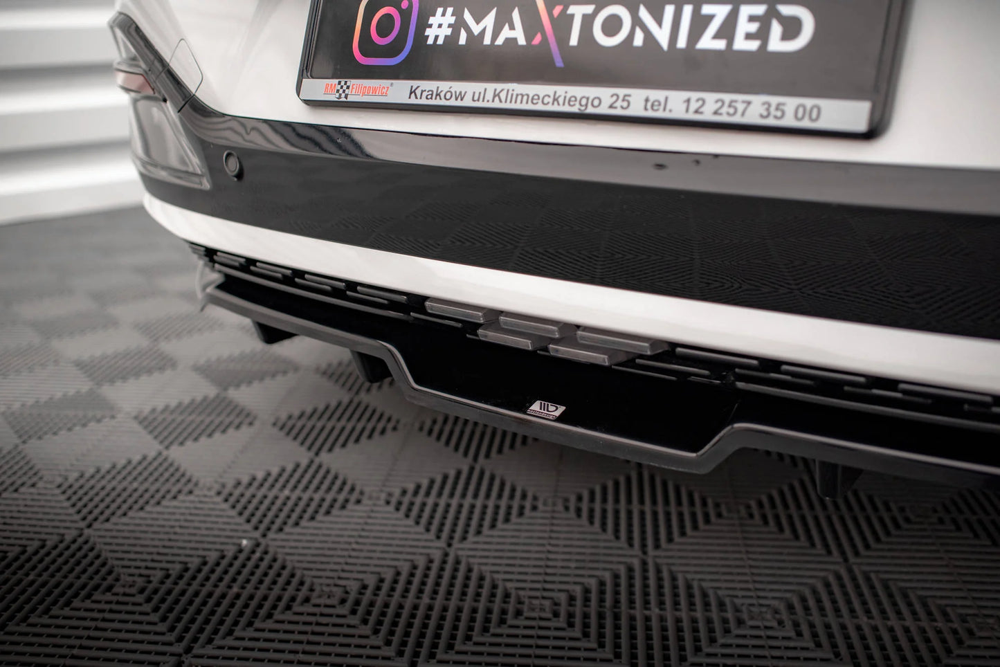 🔥ART.9265 SPLITTER POSTERIORE (CON BARRE VERTICALI) PER KIA EV6 GT-LINE Mk1🔥