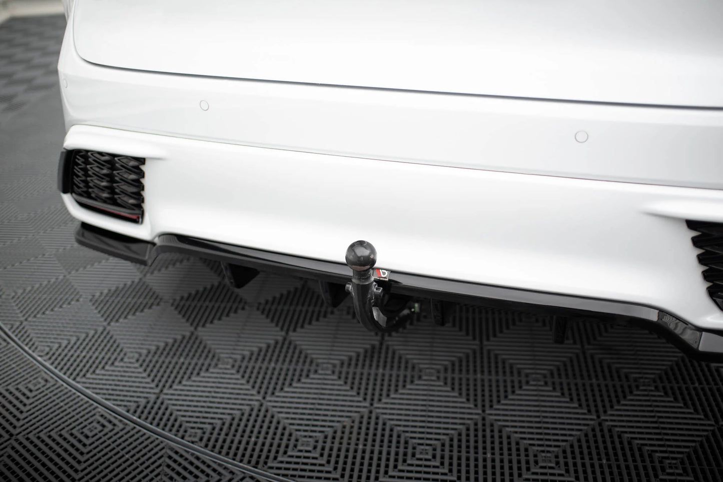 🔥ART.9234 SPLITTER POSTERIORE (CON BARRE VERTICALI) PER LEXUS RX F-SPORT Mk5🔥