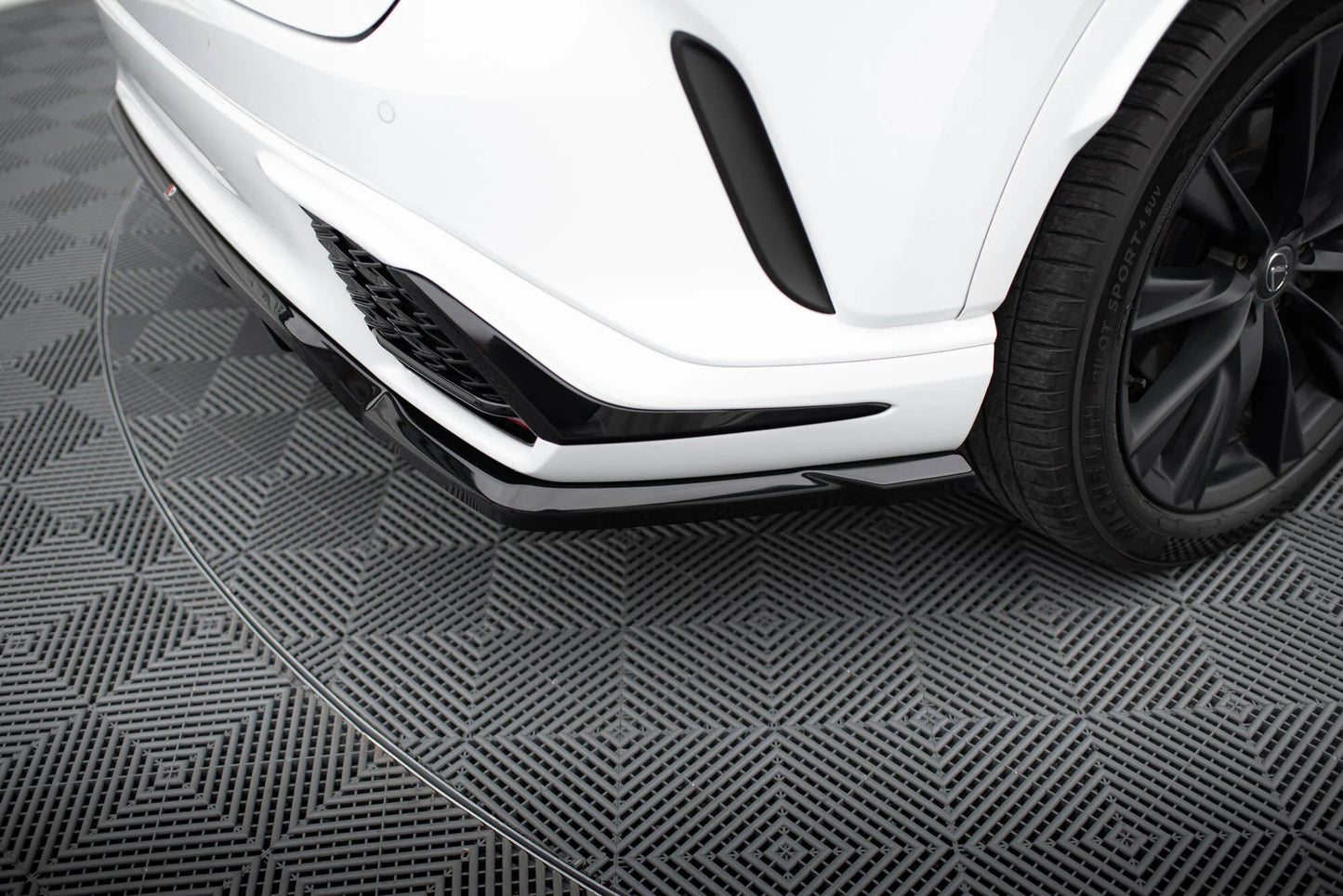 🔥ART.9234 SPLITTER POSTERIORE (CON BARRE VERTICALI) PER LEXUS RX F-SPORT Mk5🔥
