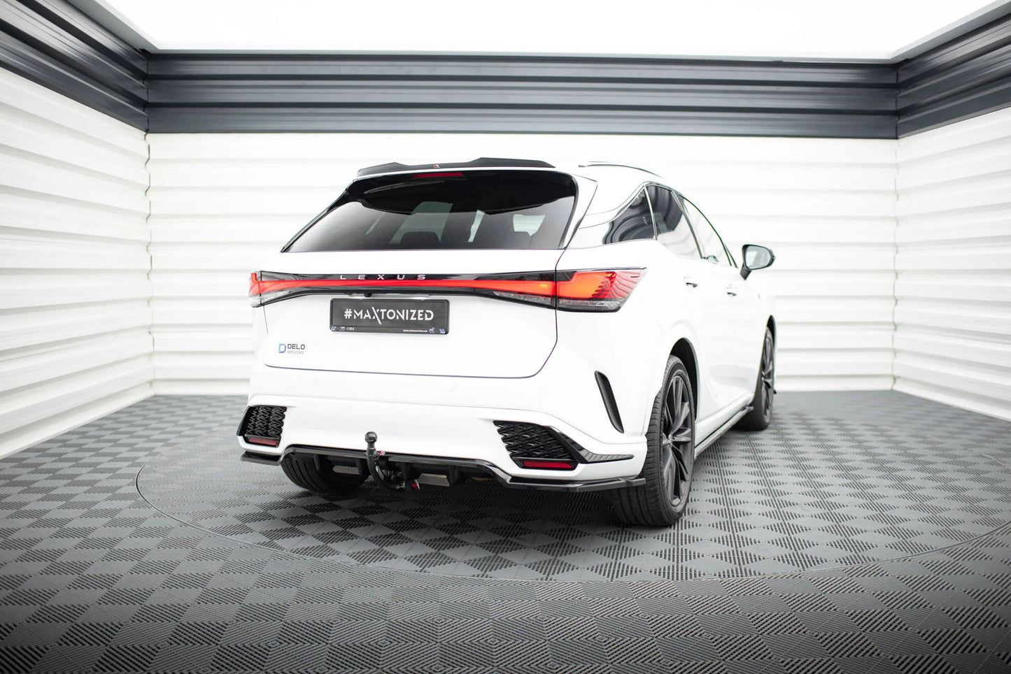 🔥ART.9234 SPLITTER POSTERIORE (CON BARRE VERTICALI) PER LEXUS RX F-SPORT Mk5🔥