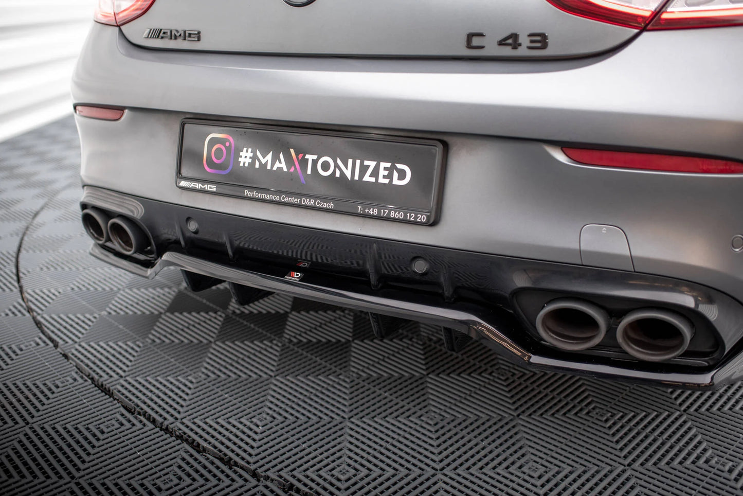 Splitter posteriore (con barre verticali) Mercedes-AMG C43 Coupé / Cabrio C205 Facelift / A205 Facelift