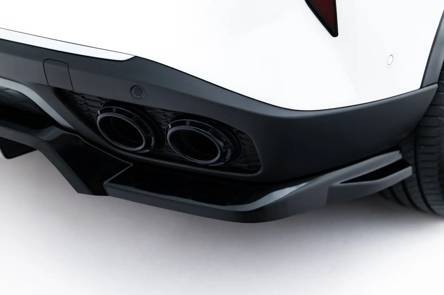 🔥ART.9076 SPLITTER POSTERIORE (CON BARRE VERTICALI) ADATTO PER  OMODA 9 Mk1🔥