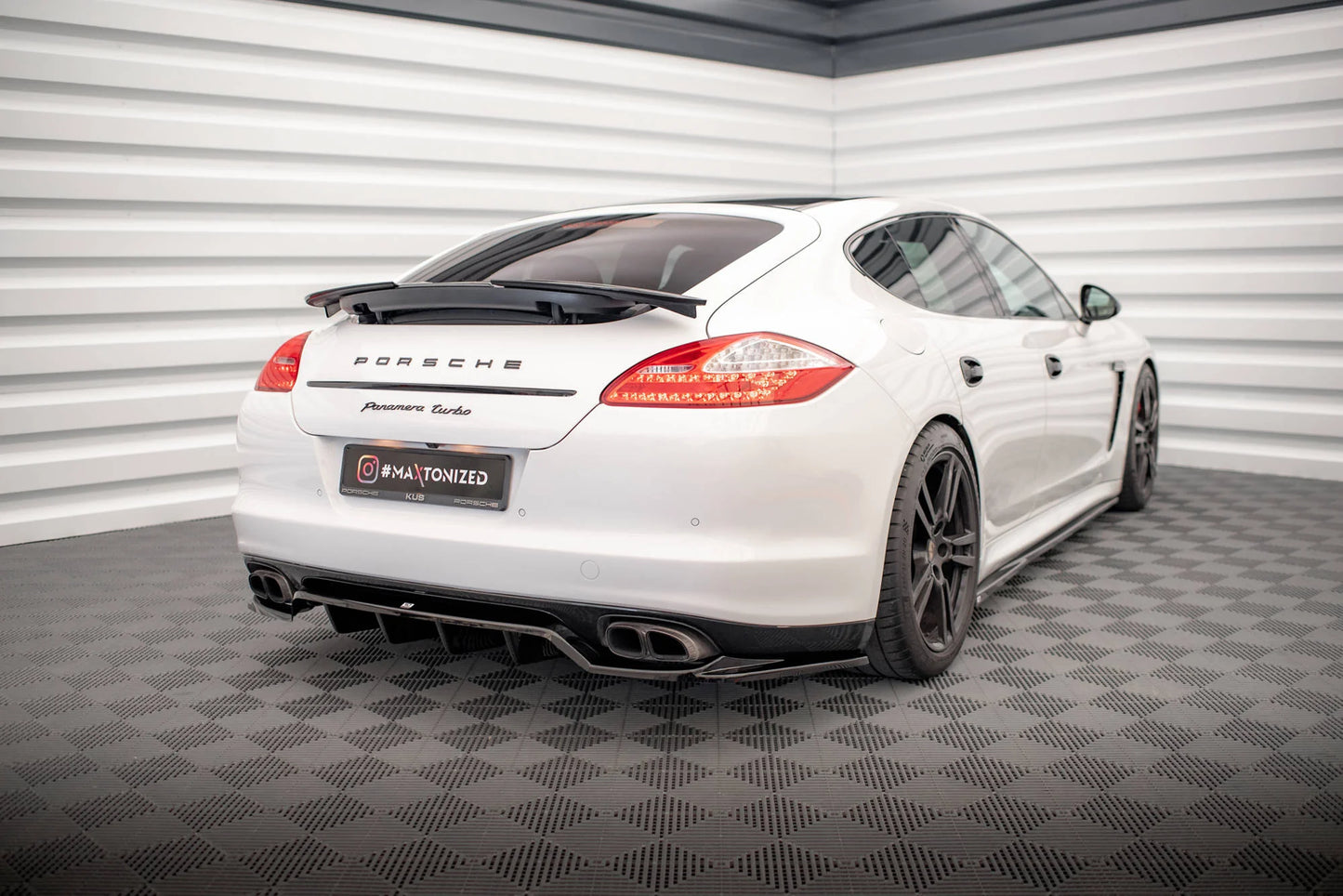 🔥ART.9374 SPLITTER POSTERIORE CON BARRE VERTICALI PORSCHE PANAMERA TURBO 970🔥