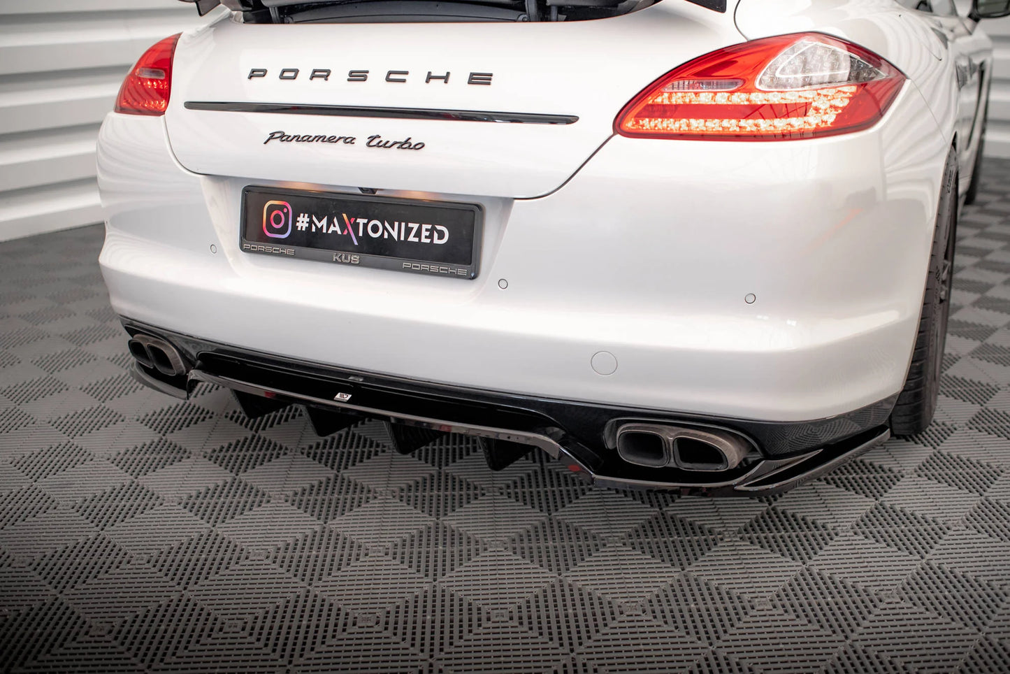 🔥ART.9374 SPLITTER POSTERIORE CON BARRE VERTICALI PORSCHE PANAMERA TURBO 970🔥