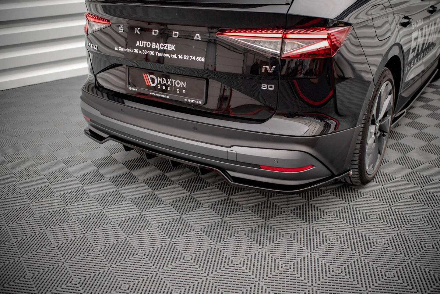 🔥ART.9430 SPLITTER POSTERIORE (CON BARRE VERTICALI) ADATTO PER SKODA ENYAQ iV🔥