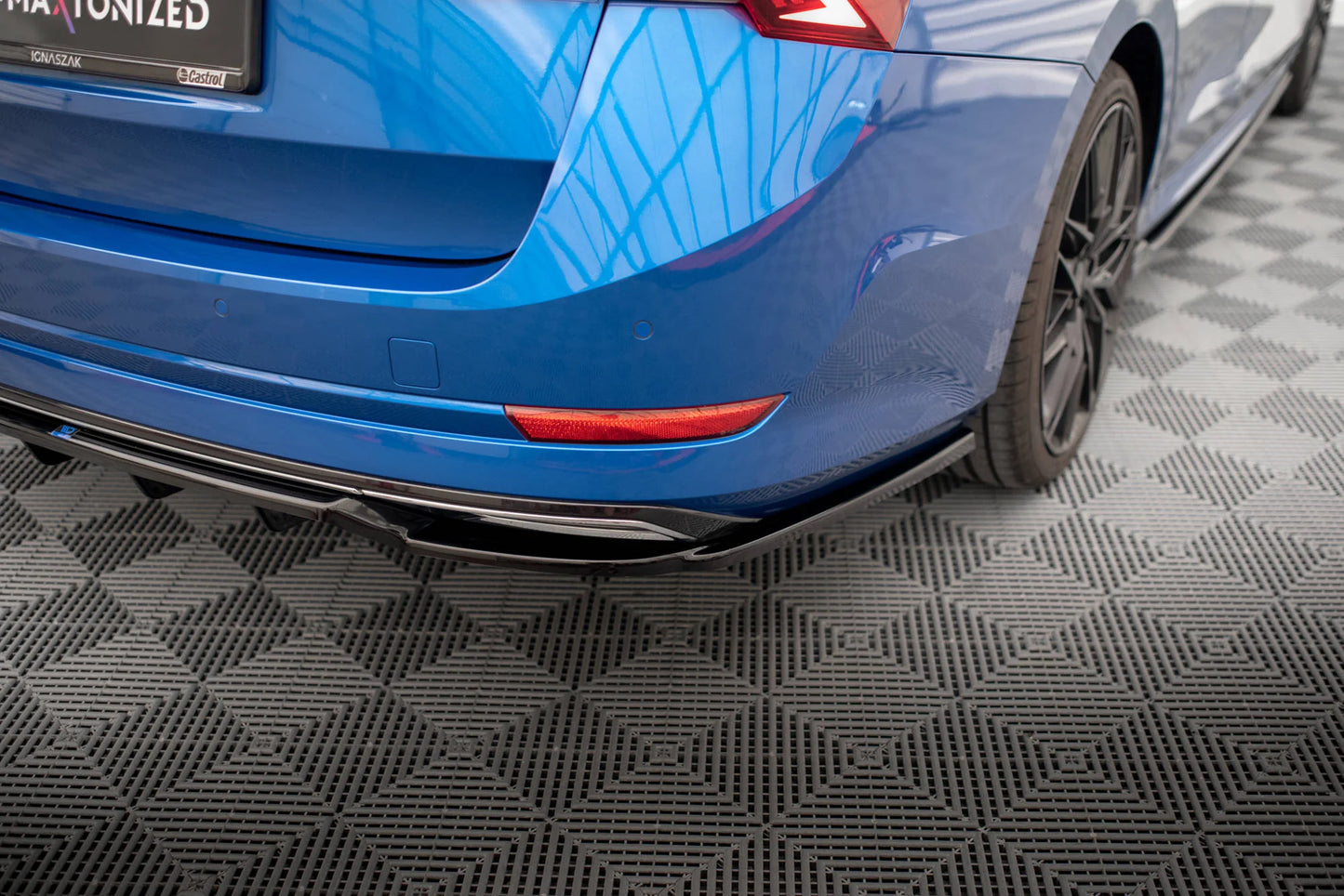 🔥ART.9122 SPLITTER POSTERIORE PER SKODA OCTAVIA SPORTLINE Mk4🔥