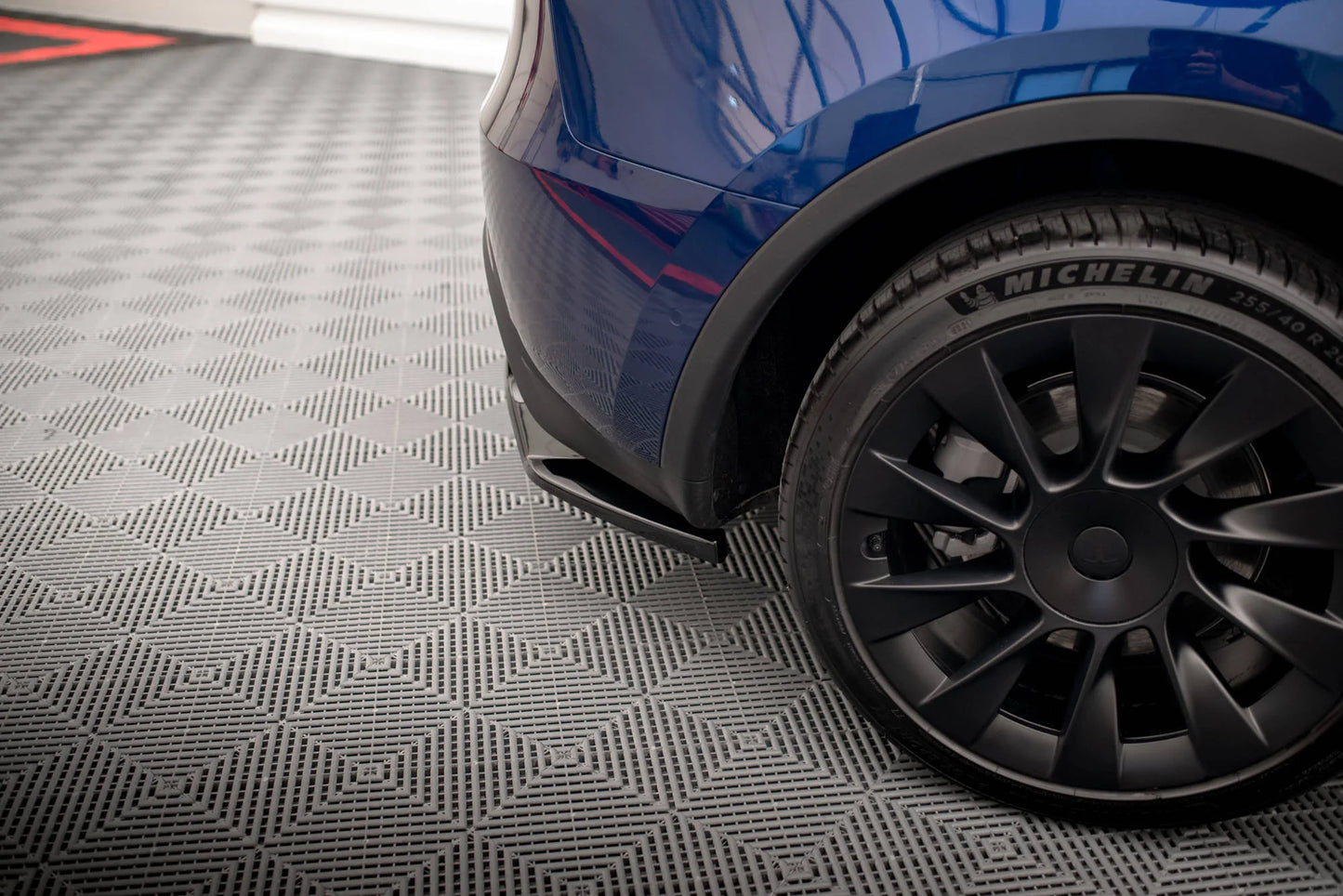 🔥ART.9414 SPLITTER POSTERIORE (CON BARRE VERTICALI) ADATTO PER  TESLA MODEL Y🔥