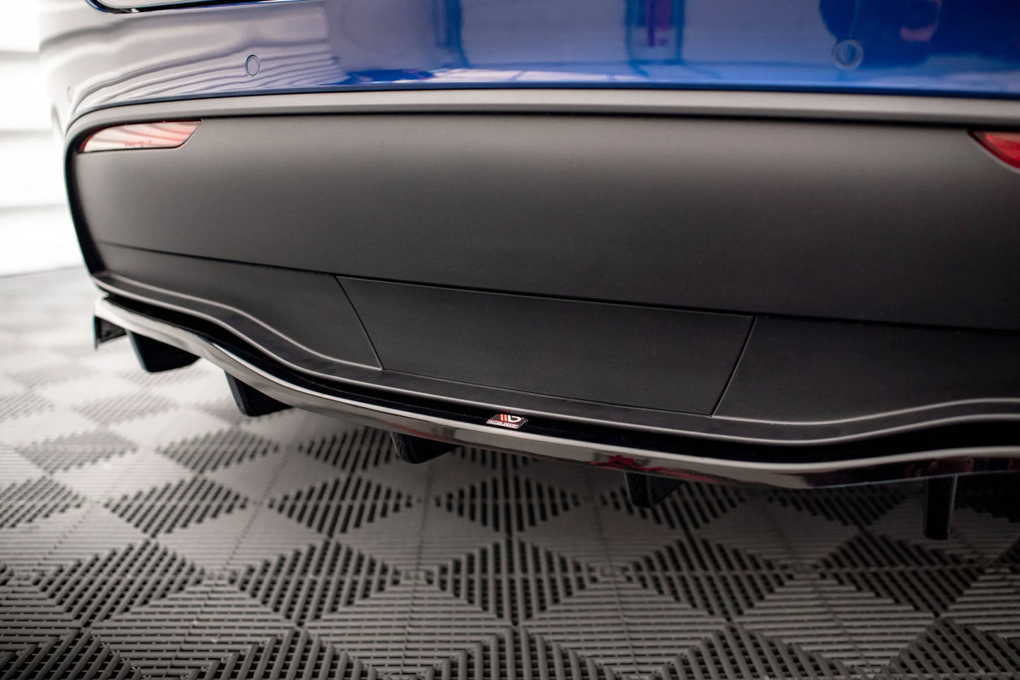 🔥ART.9414 SPLITTER POSTERIORE (CON BARRE VERTICALI) ADATTO PER  TESLA MODEL Y🔥
