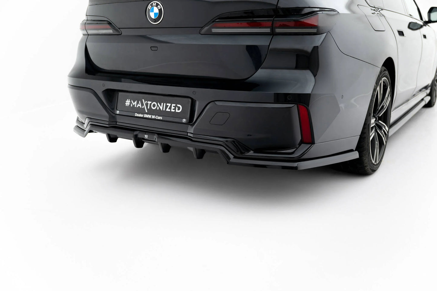 🔥ART.9251 SPLITTER POSTERIORE (CON BARRE VERTICALI) V.1 PER BMW 7 M-PACK G70🔥