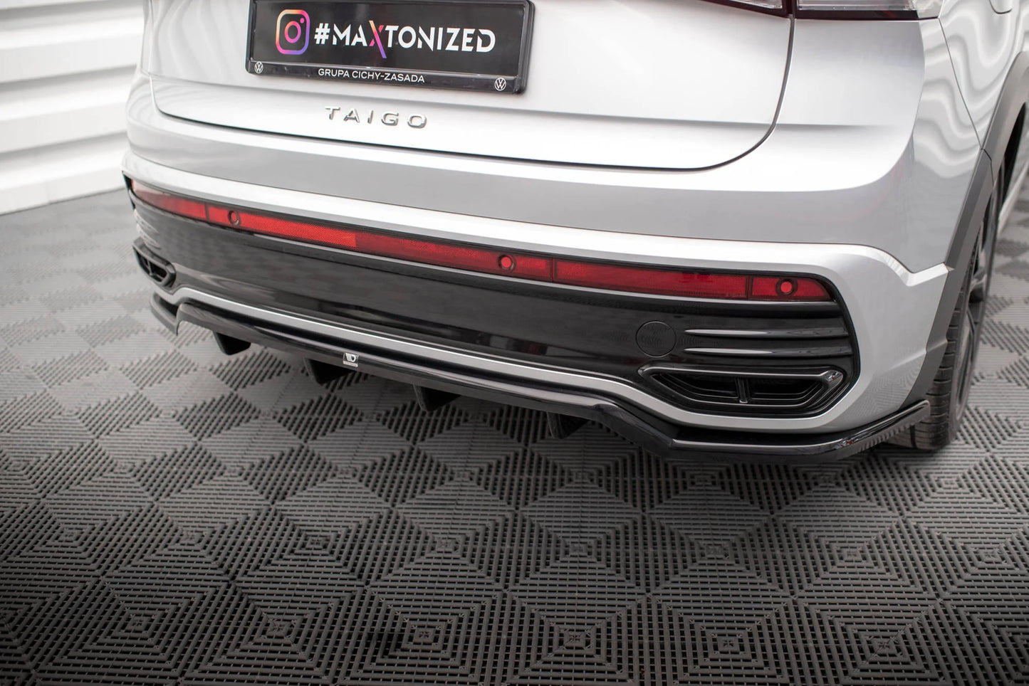 🔥ART.9302 SPLITTER POSTERIORE (CON BARRE VERTICALI) PER VW TAIGO R-LINE Mk1🔥