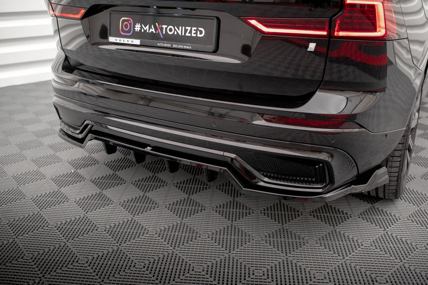 🔥ART.9304 SPLITTER POSTERIORE ADATTO PER VOLVO XC60 R-DESIGN Mk2 FACELIFT🔥