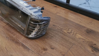 FARI ANTERIORI ADATTI PER MERCEDES 190 W201 1982-1993 LOOK NERI DESIGN SPORTIVI