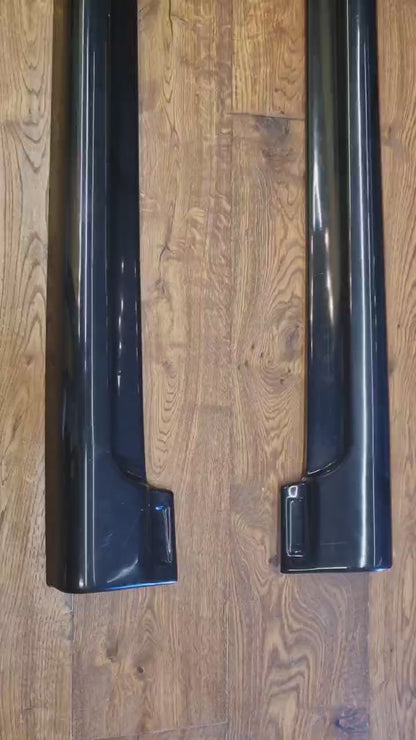 SKIRTS SUITABLE FOR ALFA ROMEO 147 3 DOORS LOOK TUNING DESIGN GLOSSY BLACK 